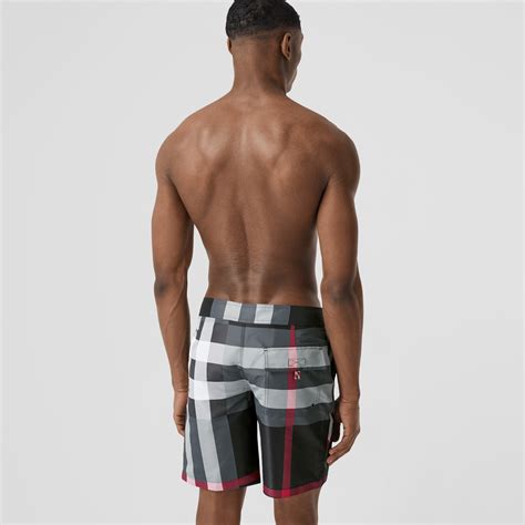 cheap burberry mens swimwear
